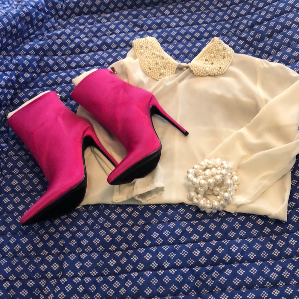 ‼️BRAND NEW‼️ Magenta JustFab Madelina Booties